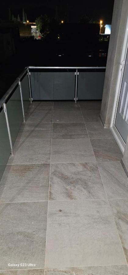 Ekonomic Apartmani Golubovci Exterior foto